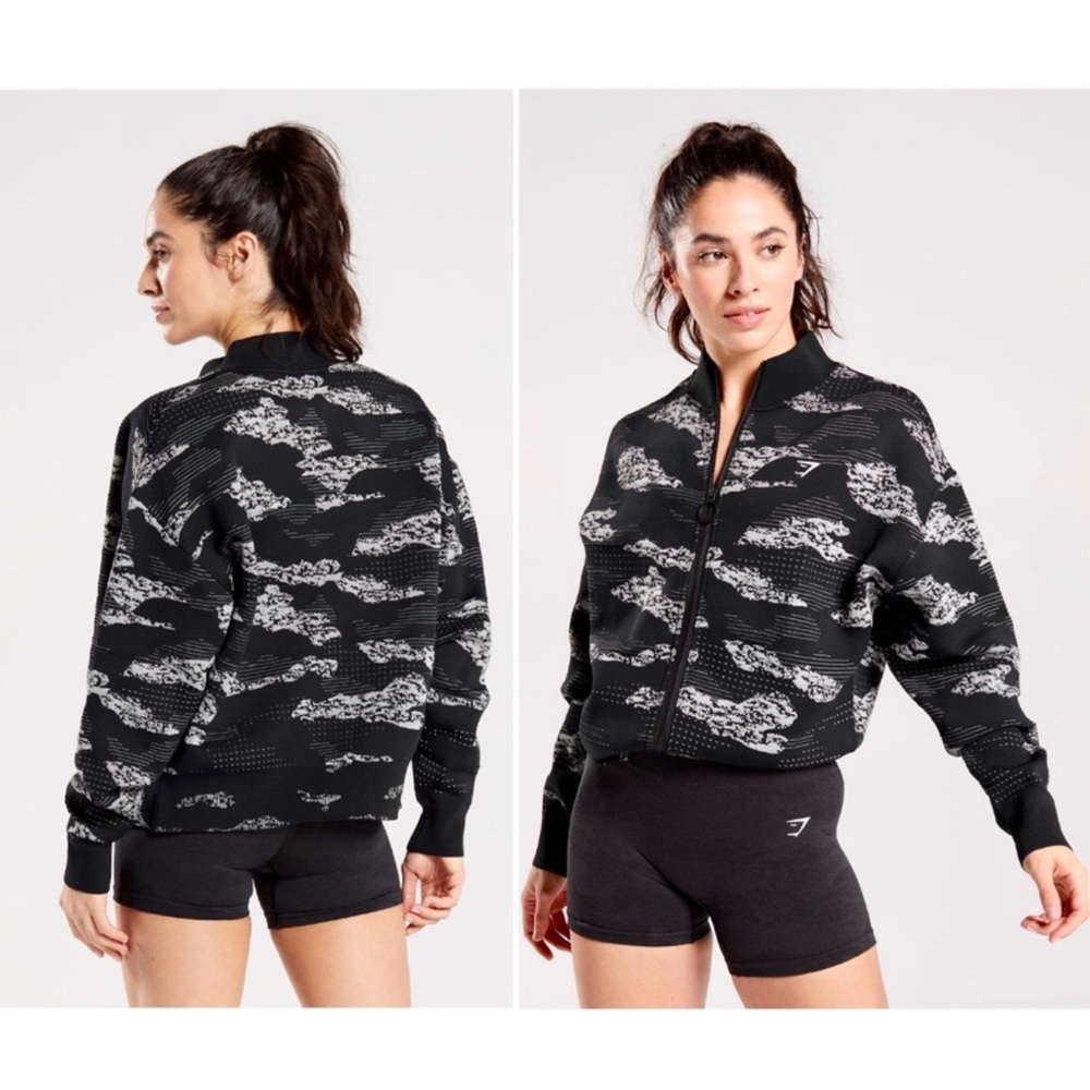 ADAPT BLACK CAMO SEAMLESS TRACK JACKET